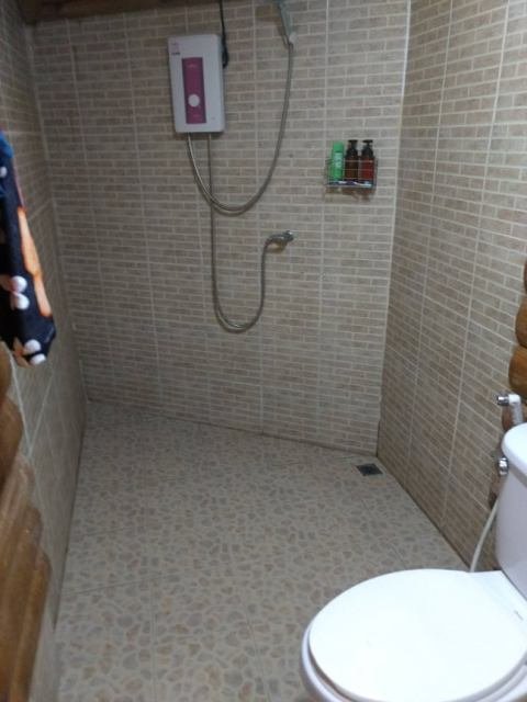 KS shower.jpg