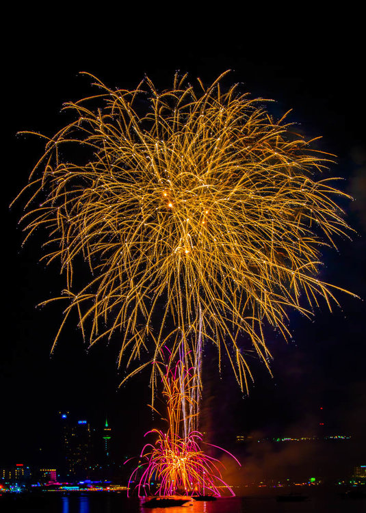 Fireworks2-0182-1.jpg