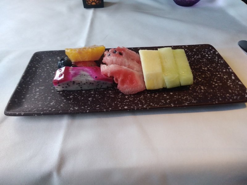 qatar fruit plate.jpg