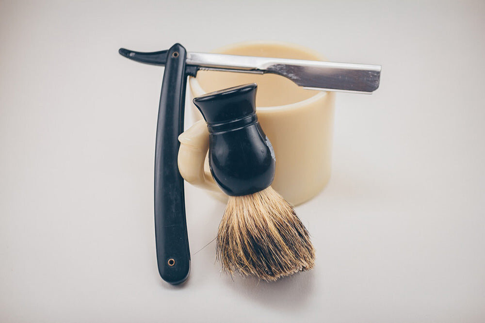 barber-brush-container.jpg