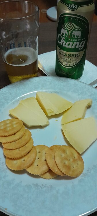cheese and crackers.jpg